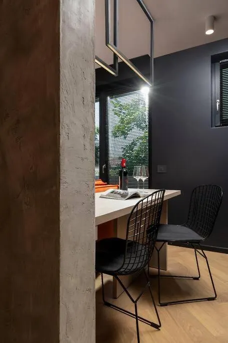 Amber - Central Luxury Apartment By Selestate Bucharest Romania